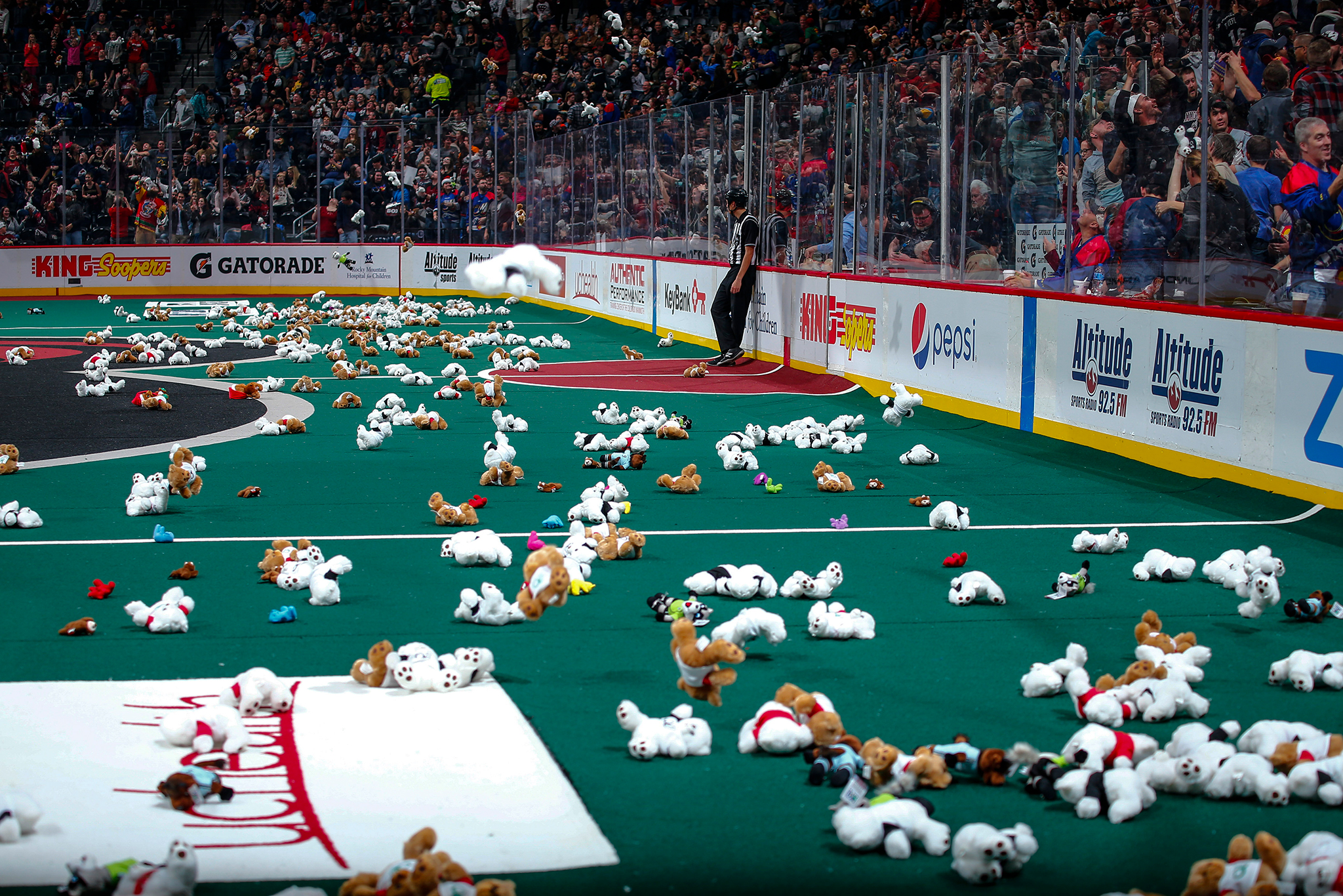 Teddy Bear Toss 101 - Colorado Mammoth Pro Lacrosse Team